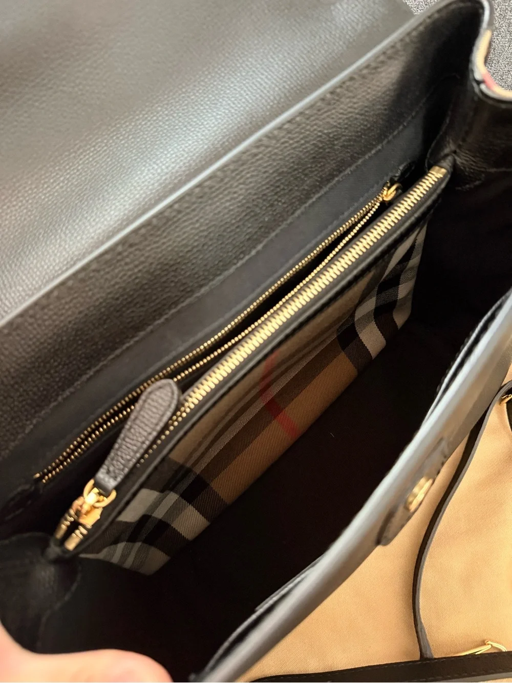 Burberry handbag camberley